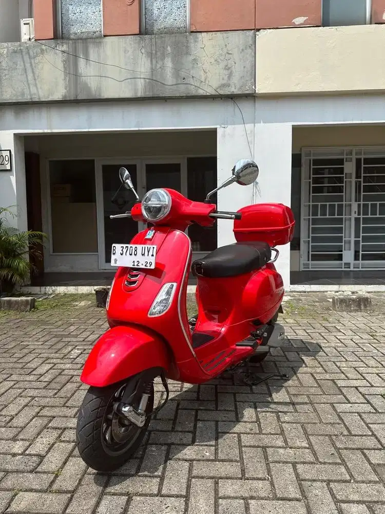 Vespa piagio LX 2023