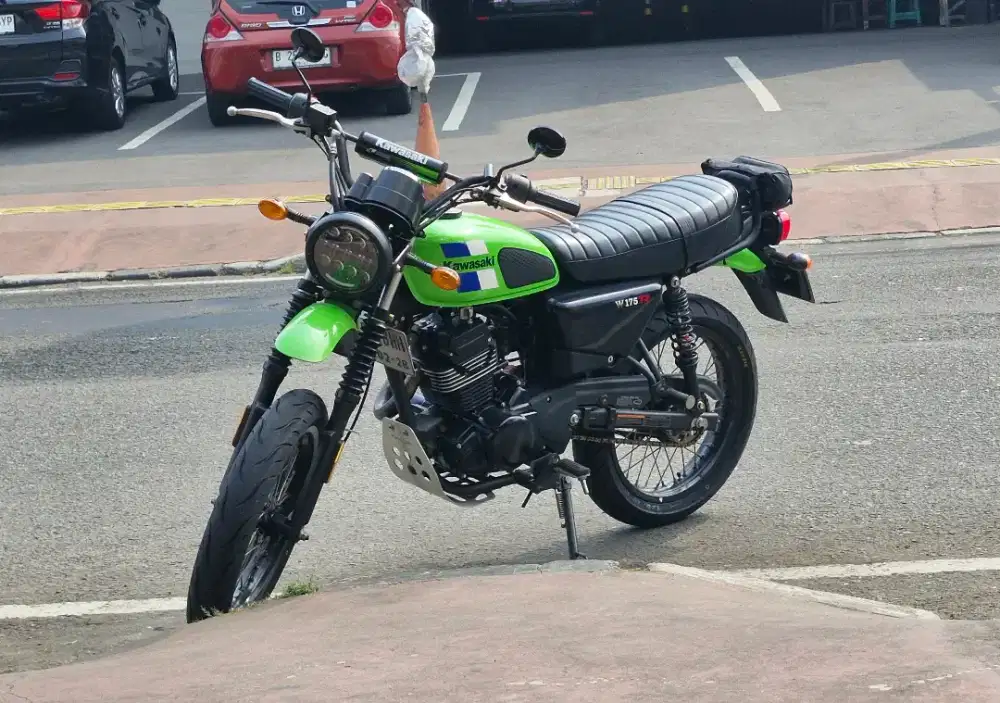 Kawasaki W175 TR