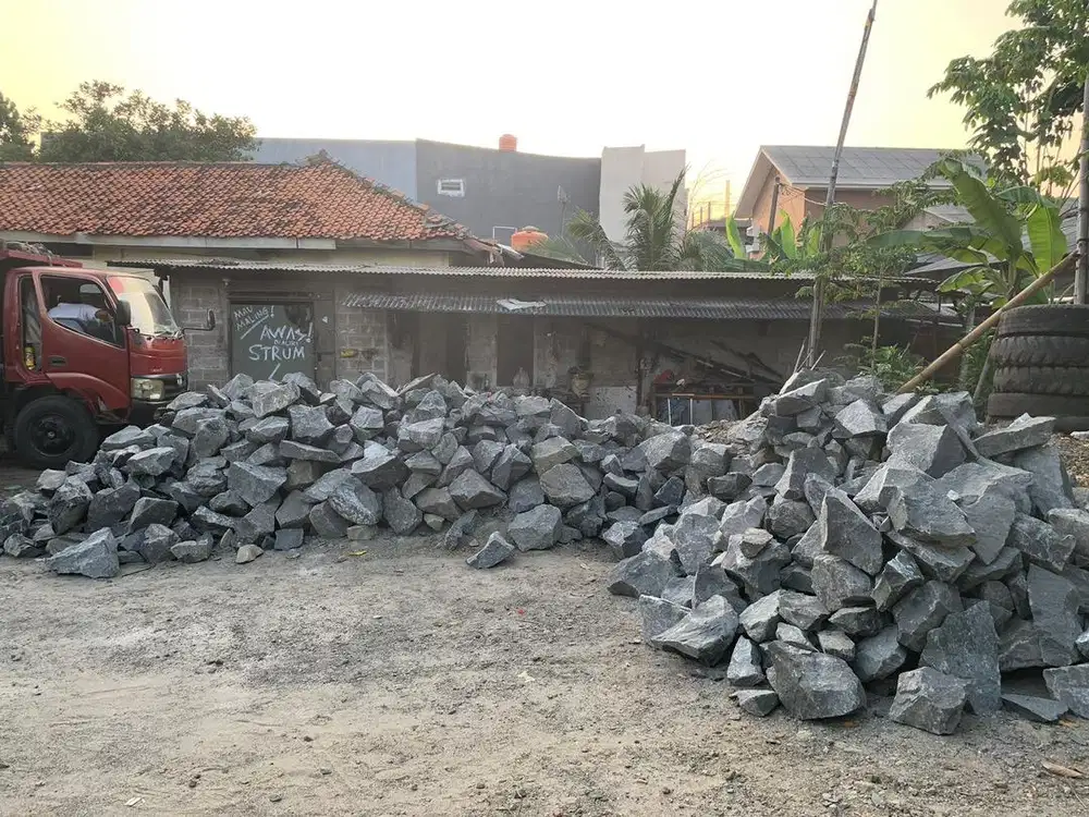 Batu Kali Belah - 1 engkel (2,5 m3)