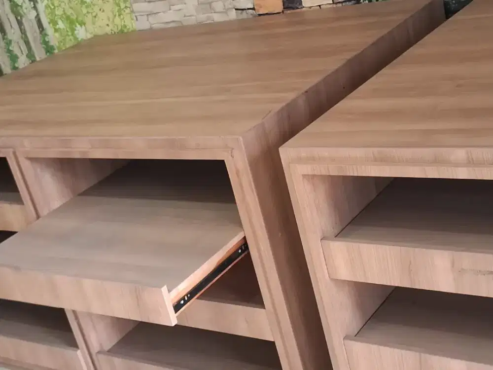 DIJUAL CEPAT Murah Harga Nego :  Meja Display + Drawer2 tarik