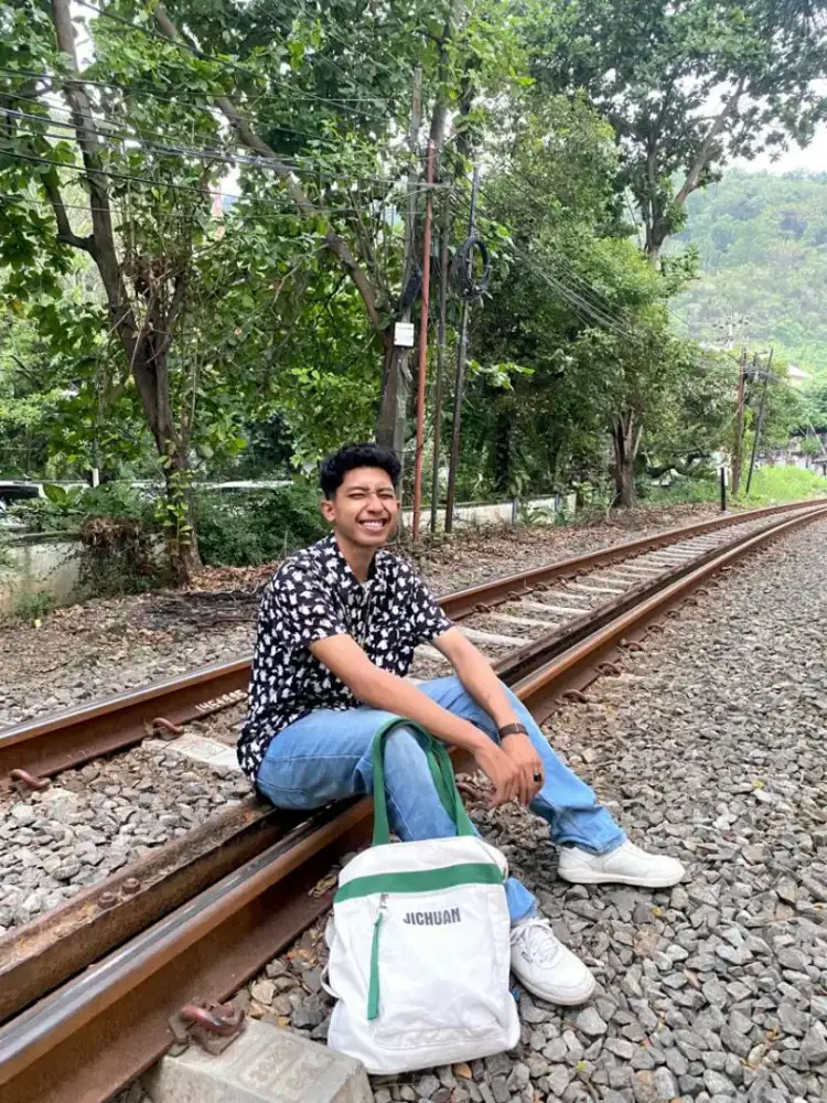 Sedang mencari pekerjaan