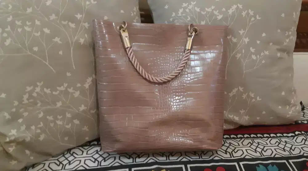 Handbag untuk wanita