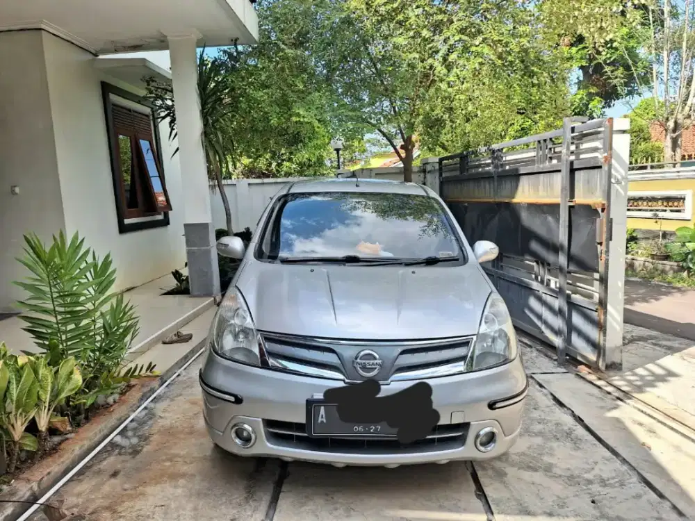 Di jual Grand livina