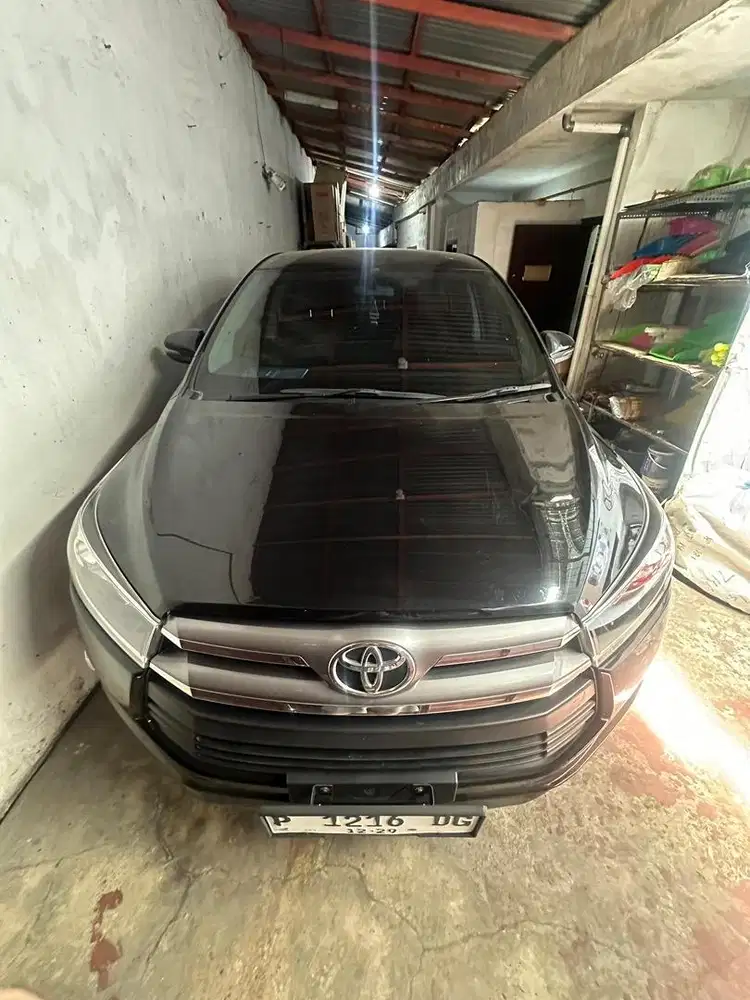 Innova Solar Hitam G A/T 2019 Pribadi KM Asli Terendah