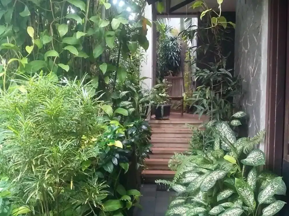 Rumah Dijual Cepat di Bintaro Pondok Aren, Tangerang Selatan – SHM, 270m², 3+1 Kamar Tidur, 4+1 Kamar Mandi, Harga Nego Rp 5M