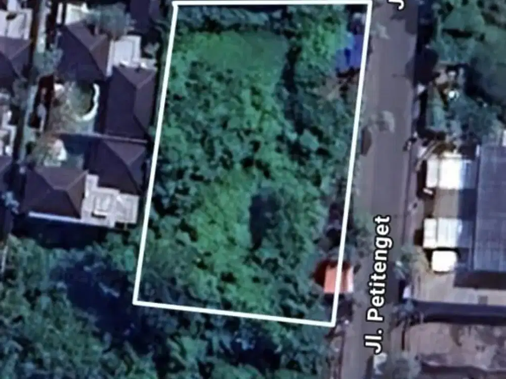 TANAH 13,6 ARE JALAN RAYA PETITENGET