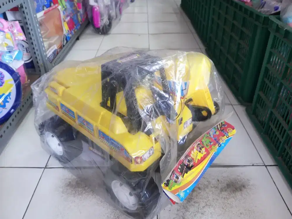 Mainan Anak Truk Bego Naik