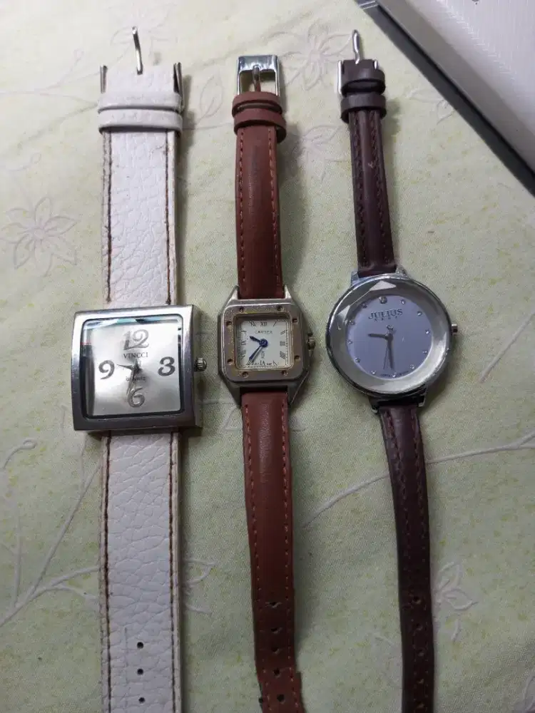 Dijual cepat borongan tiga jam wanita