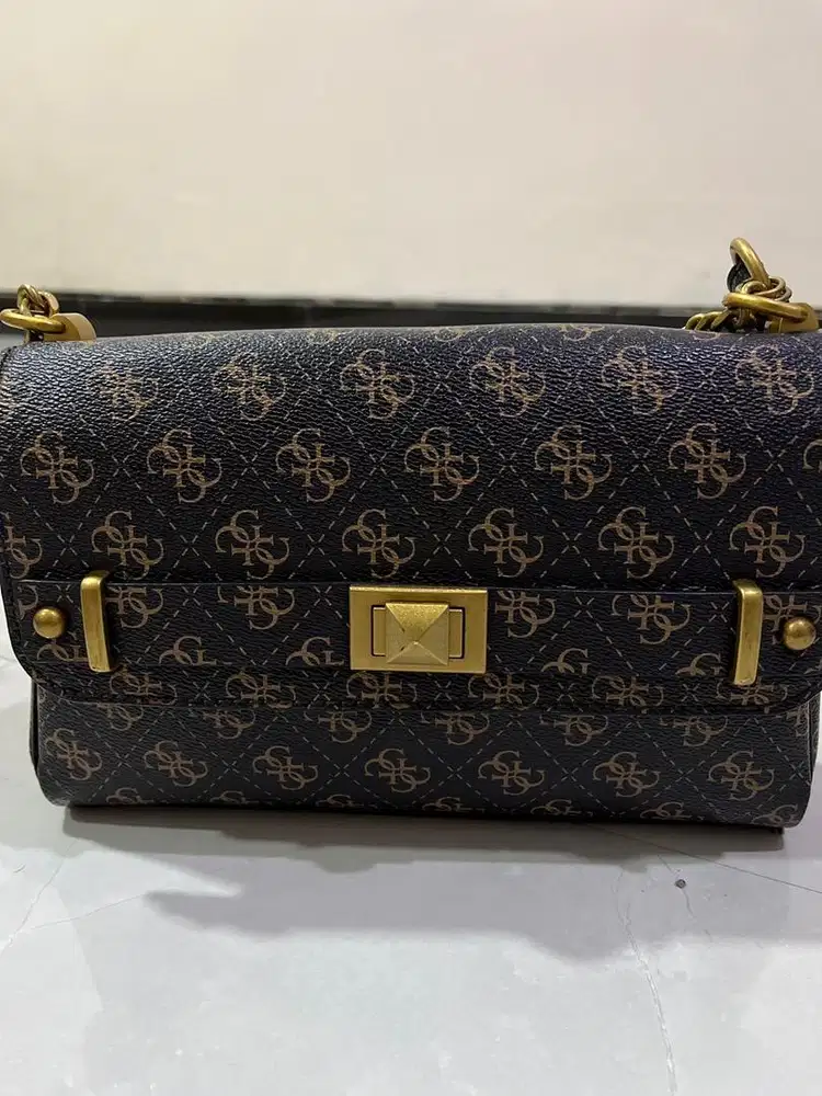 Tas Guess Original - Logo 4G chain flap bag