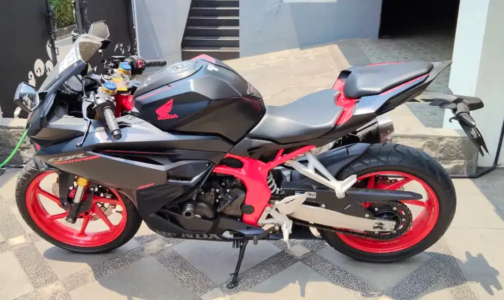 Honda CBR250RR - CBR 250RR - CBR 250 RR ABS-SP 2023 MYSTIQUE BLUE