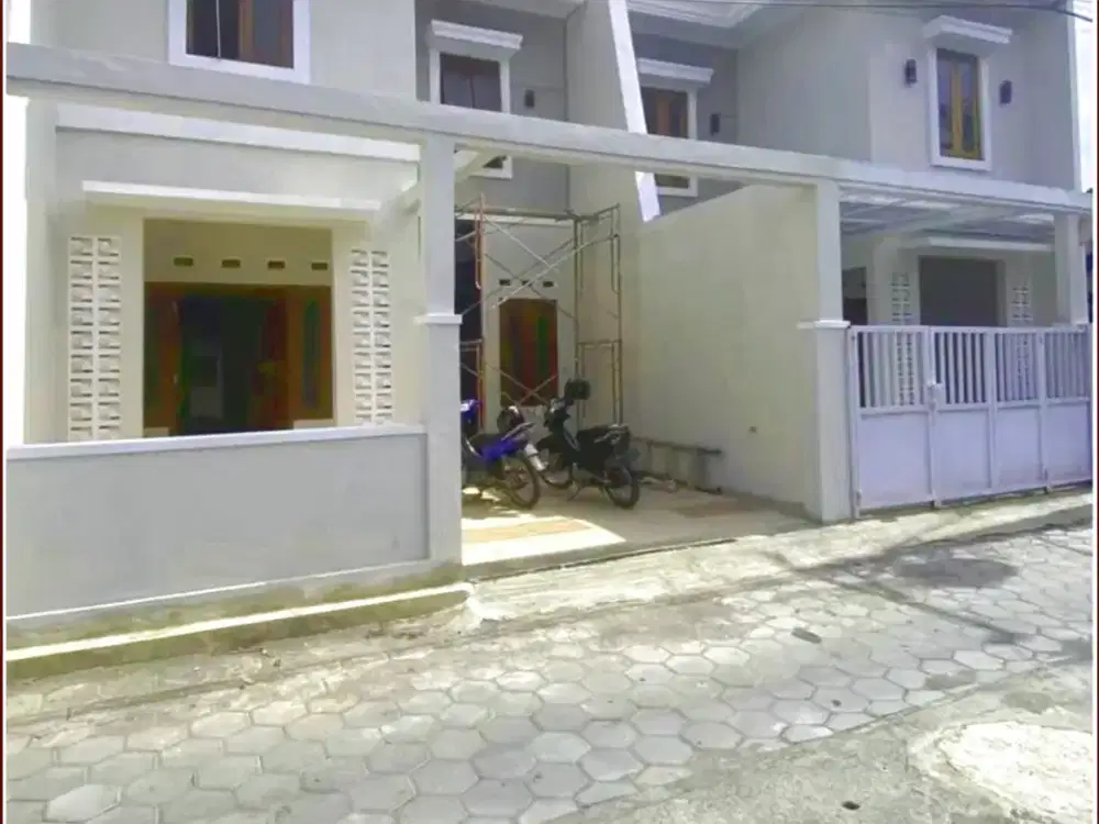 Jual Murah Rumah 2 Lantai Dalam Ringroad Dekat Seturan dan Kampus UPN