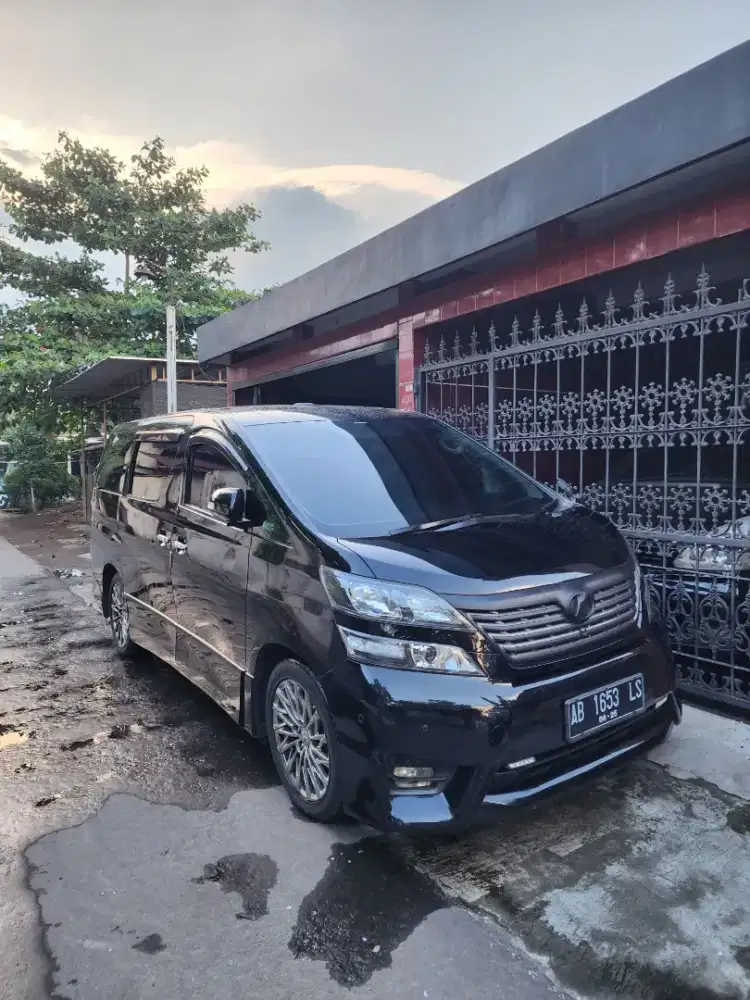 Velfire Z Premium Sound 2.4 2010