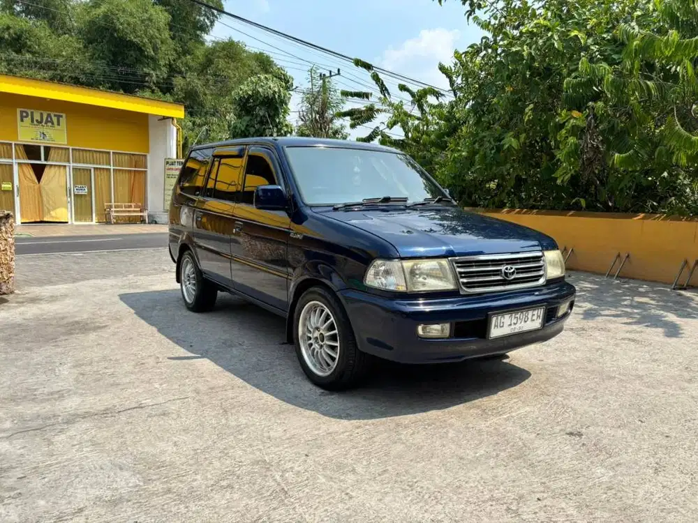 2000 toyota kijang 2.4 LGX Plat AG yon mobil bekas sekoto kediri jatim