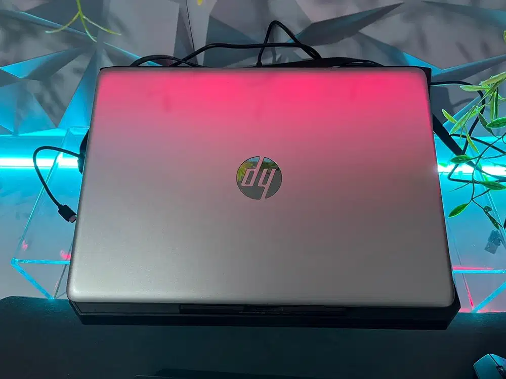 Laptop HP 14-cm0013ax AMD A9 Radeon 520 Ram 4GB Mulus Siap Pakai