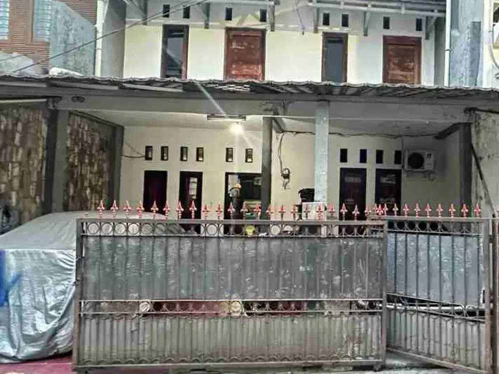 Rumah Di Komplek Elite Billymoon Pondok Kelapa