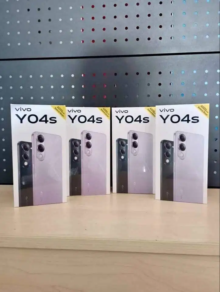 Vivo Y04s Ram 4+4Gb/64Gb Bergaransi Resmi