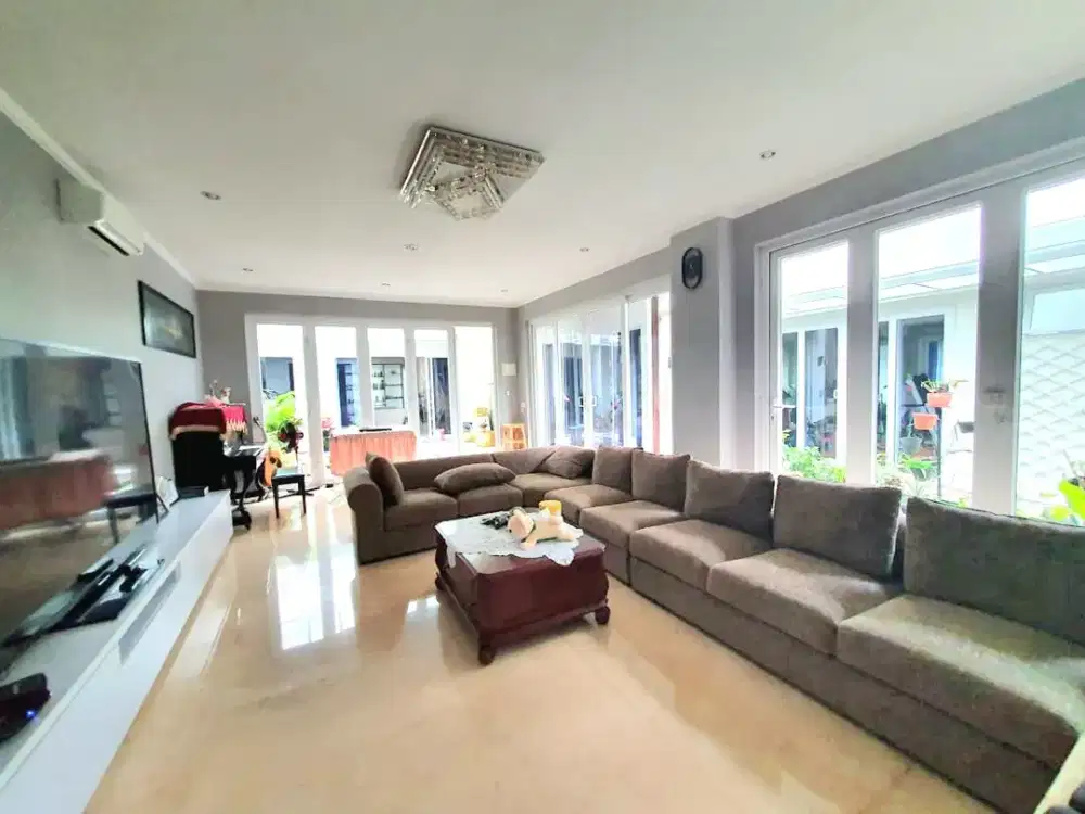Jarang Ada Rumah Full Furnished Greenwich Park Cluster Whitsand BSD