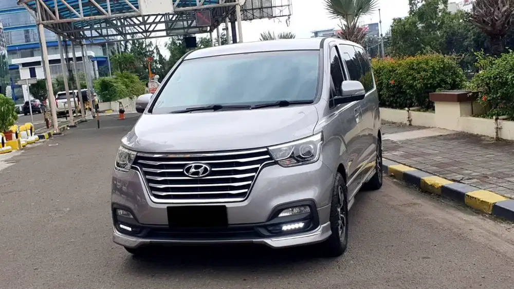 [ GARANSI 5TH ] Hyundai H1 H-1 H 1 Royale 2.5 CRDI Diesel 2019/2020