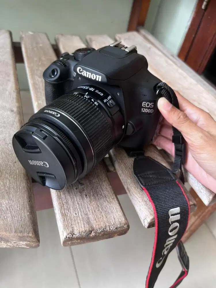 Canon EOS 1200D, Lens 18-55mm