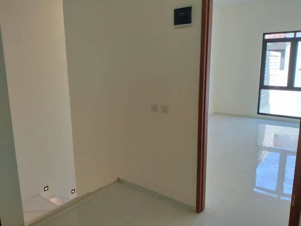 Dijual Rumah Luas Area Turangga