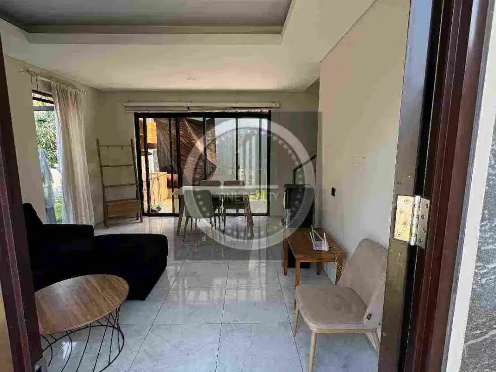 Rumah 2 Lantai Di Kota Baru Parahyangan