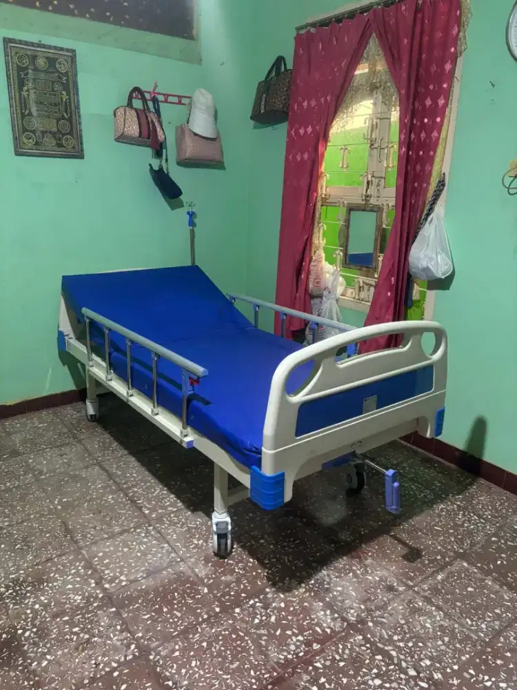 Ranjang Pasien Rumah Sakit