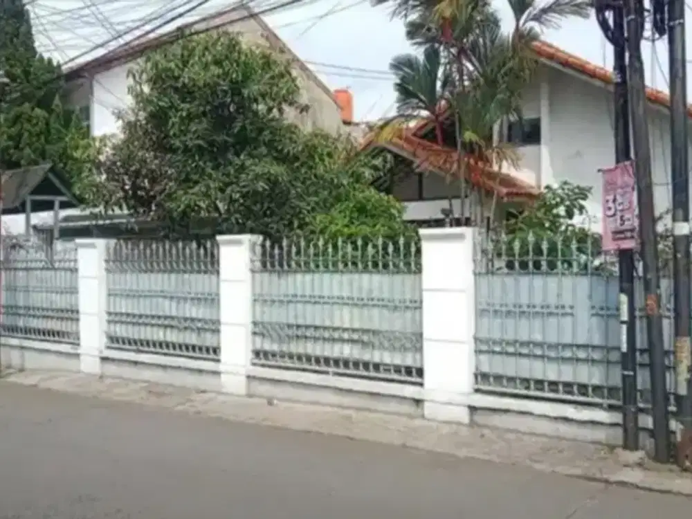 Rumah luas bangunan kost Sukajadi Bandung jual cepat