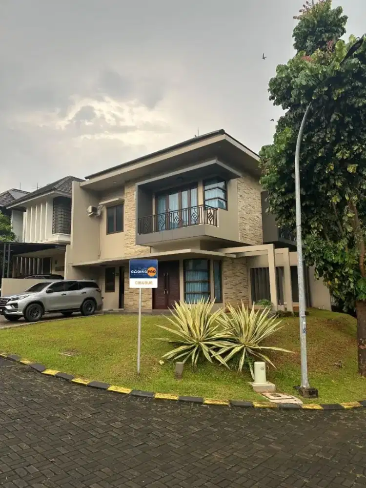 Turun Harga!
Dijual Rumah Furnish 2 Lantai Hoek Citragran Cibubur