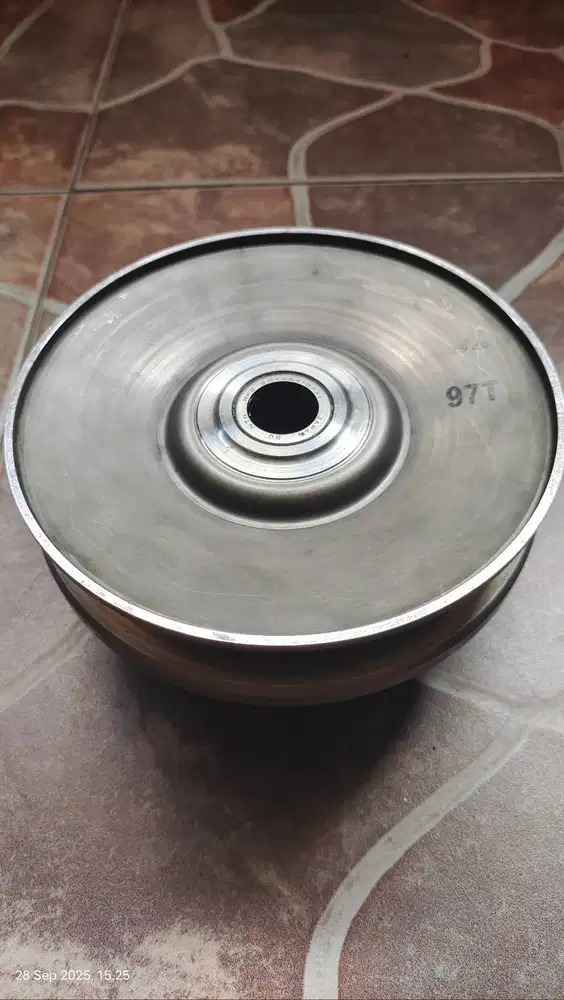 Jual Pully Set Belakang PCX 150 K97 Lokal