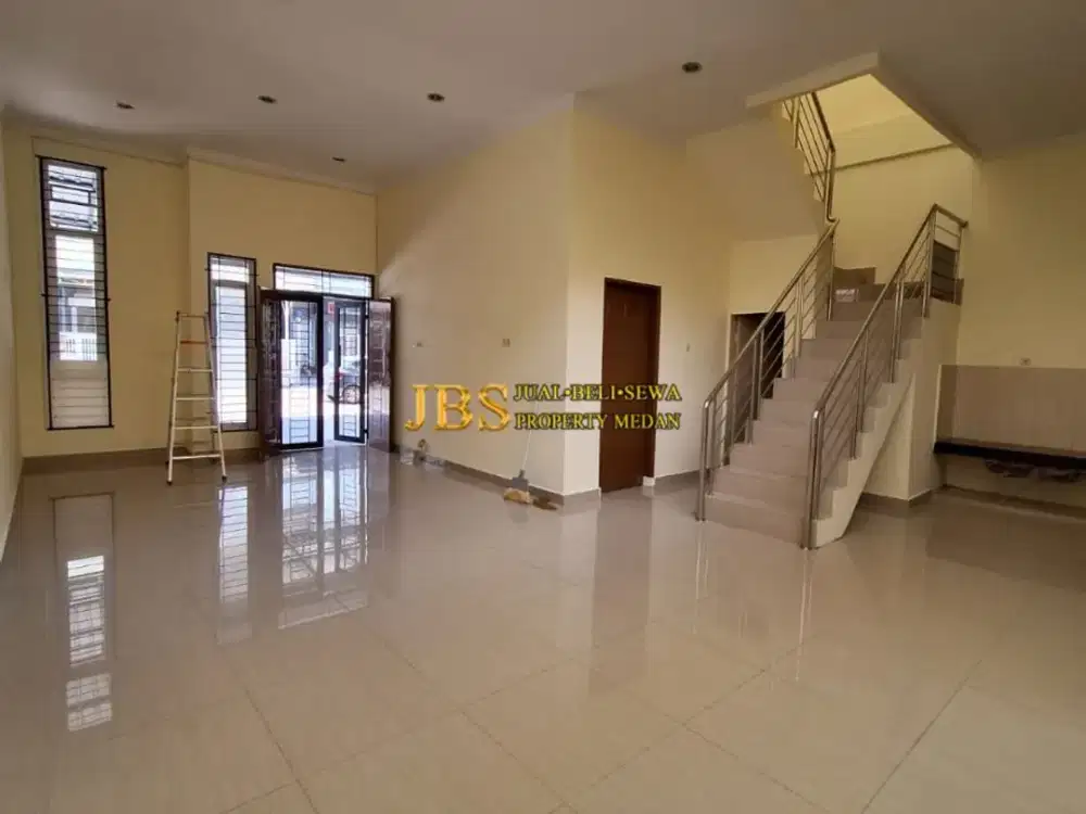 Dijual Rumah Kondisi Siap Huni di Komplek Green Park Cluster Olive - Medan