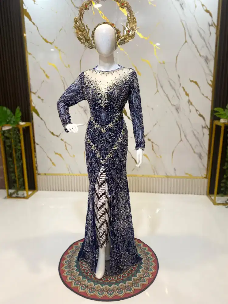 Kebaya Navy Baru
