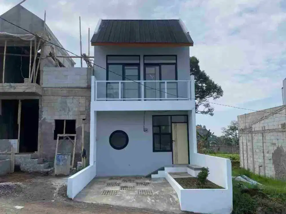 Dijual Rumah Modern Minimalis 2 Lantai 3 Kamar Tidur View kota Cimahi