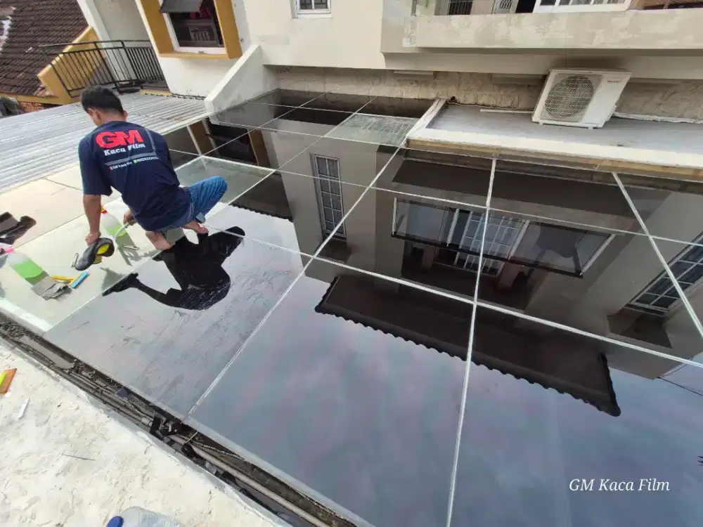 KACA FILM RUMAH DAN GEDUNG