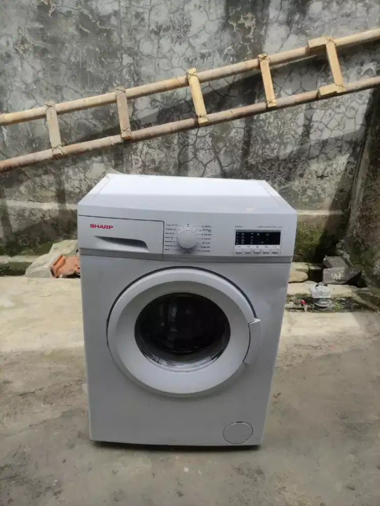 Mesin cuci front loading merk SHARP