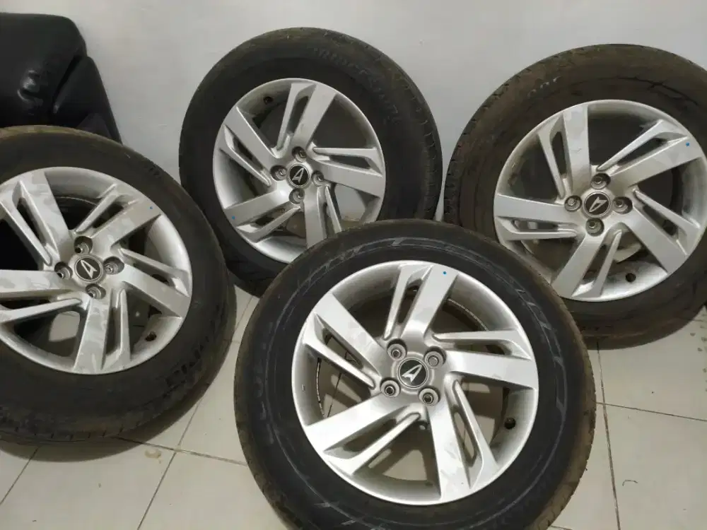 Velg + Ban RAIZE Daihatsu Rocky R16