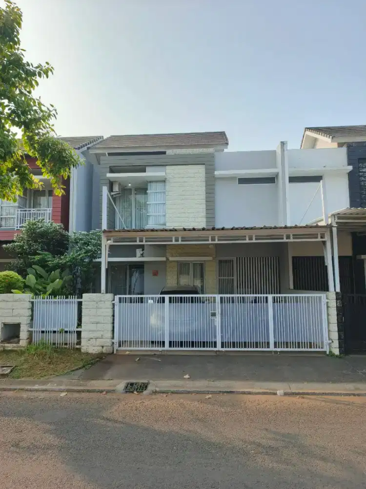 Dijual / Disewakan Rumah Grand Wisata Boulevard