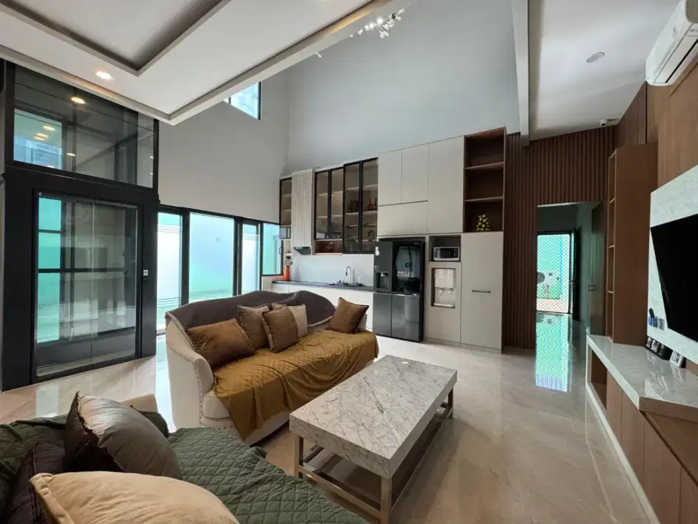 Rumah Alam Sutera Leora 2 Lantai Semi Furnish Ada Pool