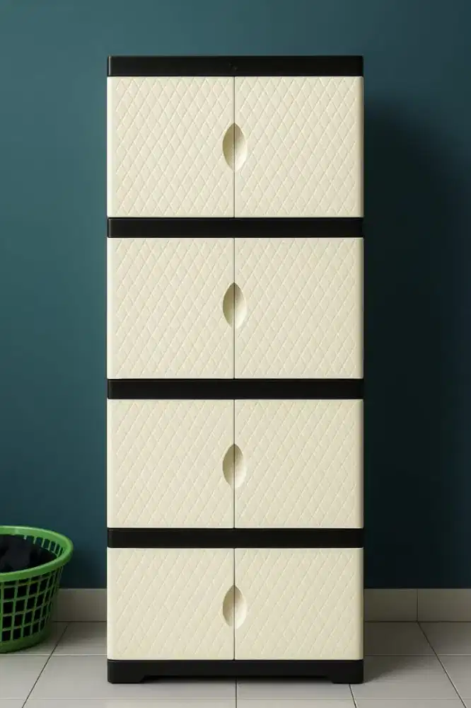 Lemari plastik susun warna putih