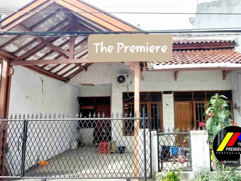 Dijual cepat pindah ke luar kota rumah putih Melanie kompleks walikota Jakarta utara