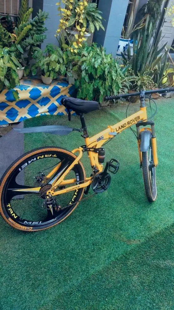 Sepeda MTB merk Landrover bisa dilipat