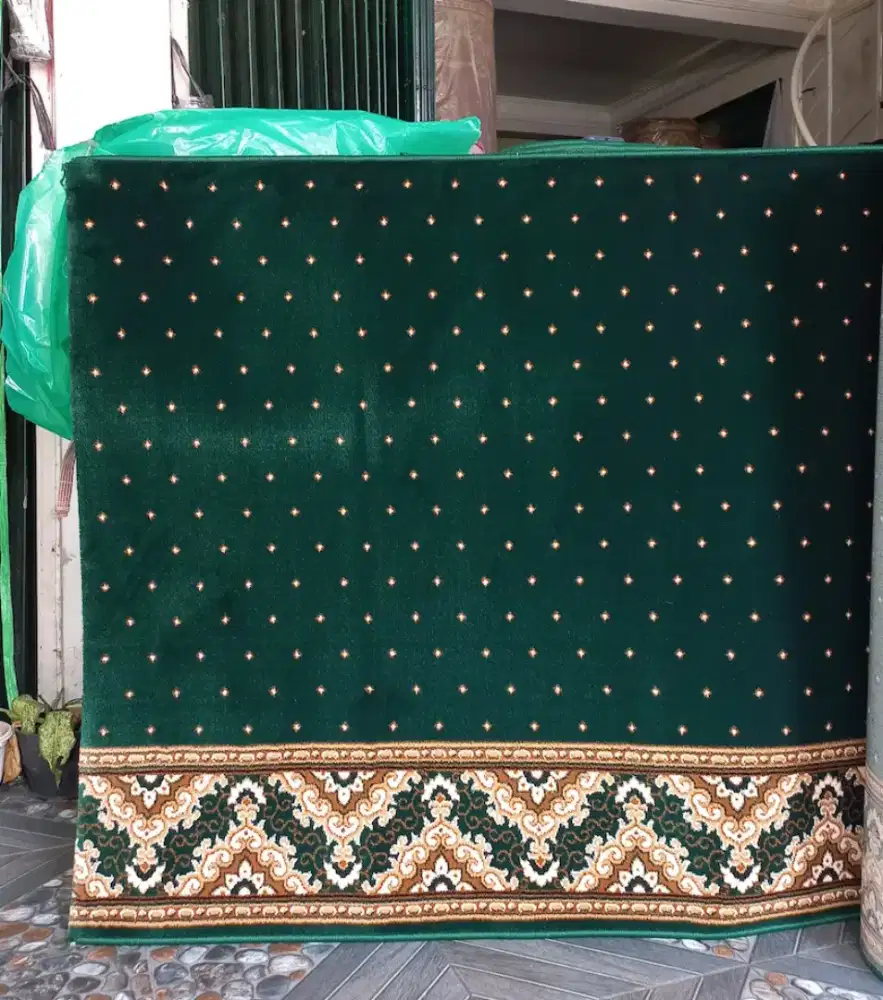 KARPET MASJID HIJAU BINTIK MOTIF TERBARU KUALITAS KUAT & TEBAL NAMAZ