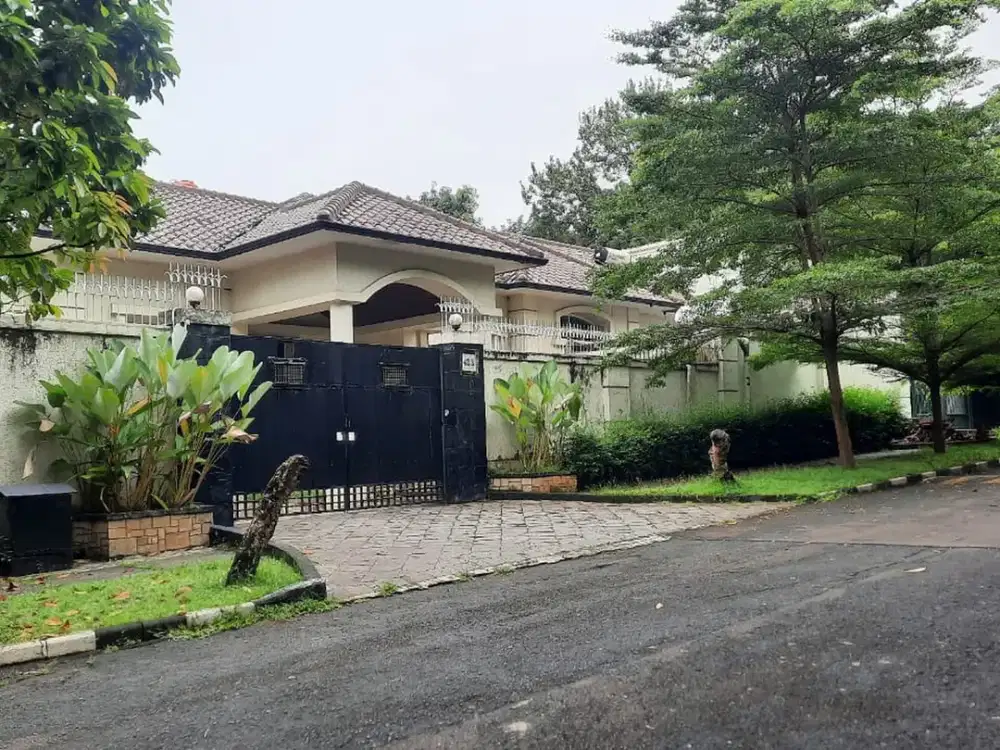 DIJUAL  CEPAT RUMAH CANTIK MODEL MEDITERANIAN DIJUAL DI CINERE MAS.