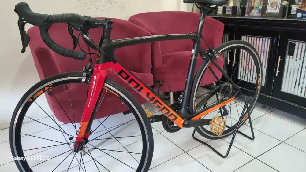 Sepeda RoadBike Polygon S7