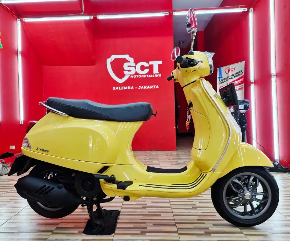 JualCpt 90%LikeNew KM9Rb PjkApr26 VESPA LX 125 2022 LX125 KUNING