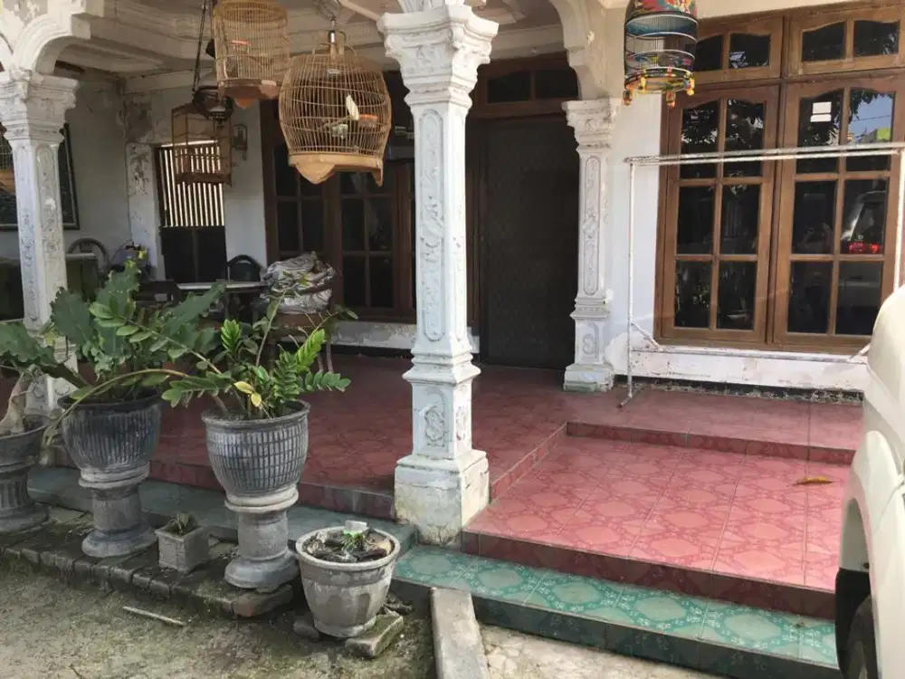 Rumah Di Jalan Raya KH Hasyim Ashari Sedati Sidoarjo