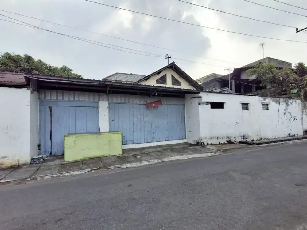 Rumah Strategis 383m² Dekat Pasar Jongke Surakarta