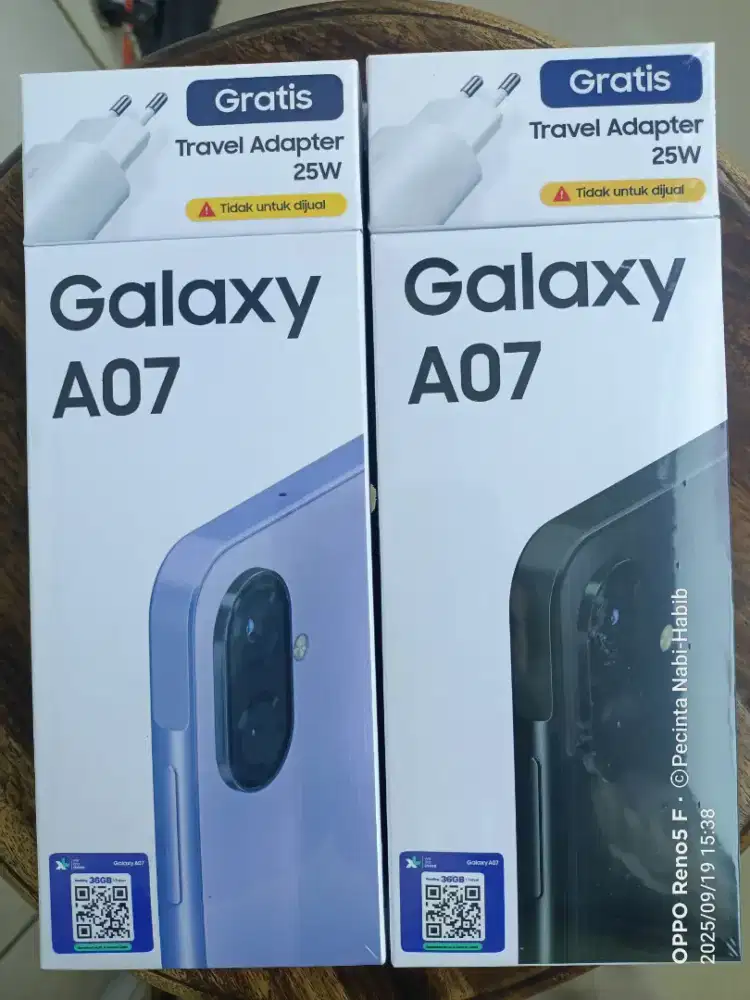 Tersedia HP SAMSUNG. Kondisi NEW 100 % Baru... Barang Resmi Bergaransi