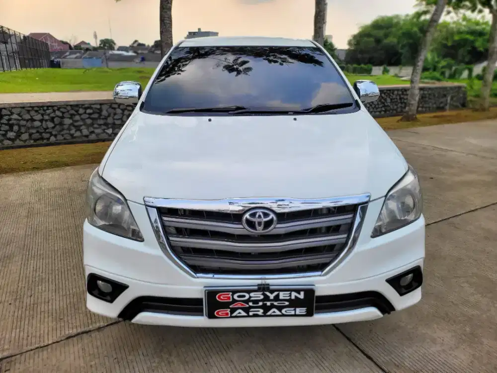 TOYOTA KIJANG INNOVA G  2.0 AT 2014