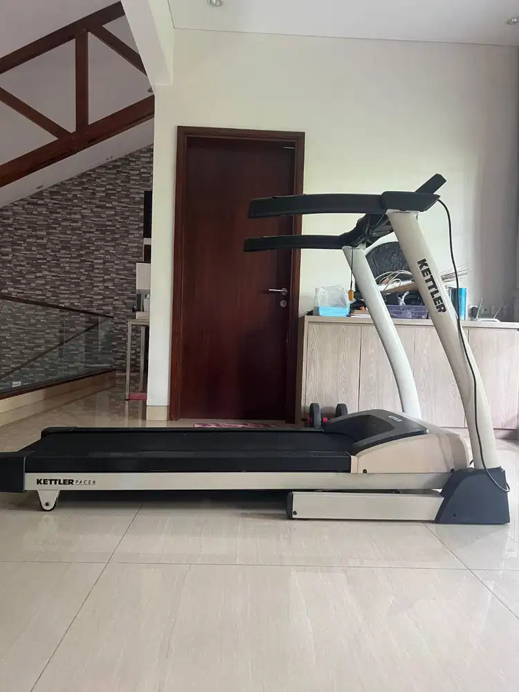 JUAL SECOND MURAH TREADMILL KETTLER PACERT