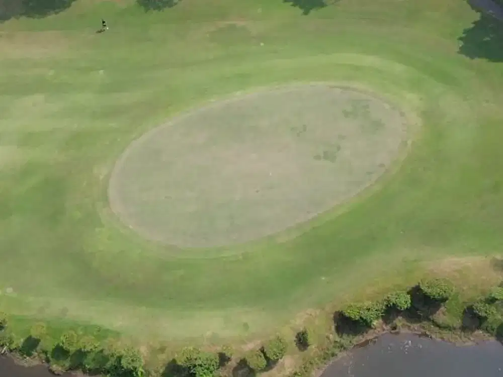 Barang langka  Di Jual kavling dengan view fantastis hadap danau